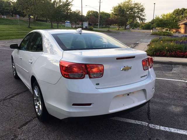 Chevrolet Malibu Limited 2016 photo 5